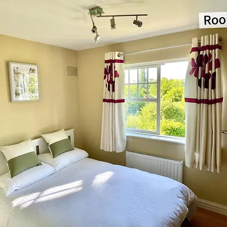 Peaceful With Garden & Creek - New Cozy * دبلن