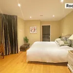 Homestay szállás Peaceful With Garden & Creek - New Cozy