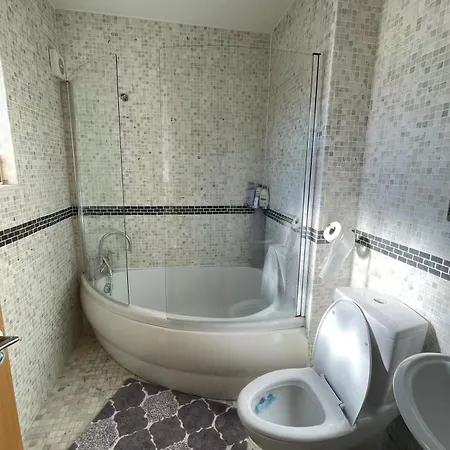 Peaceful With Garden & Creek - New Cozy Dublin